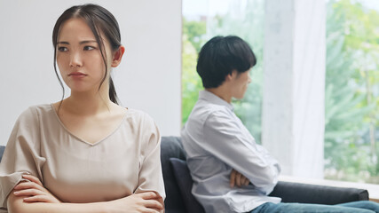 険悪なカップル