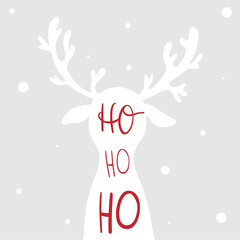 HO HO HO - Geschenkkarte, Silhouette Rentier im Schnee, grau und rot, Typografie	
