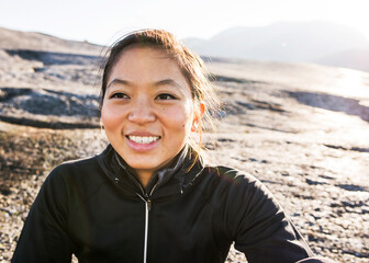 Portrait of young female hiker, Squamish, British Columbia, Canada © Image Source Limited