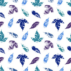 Fototapeta premium fallen autumn leaves vector seamless pattern stamps of natural leaves paint on paper. background for fabrics, prints, packaging and postcards