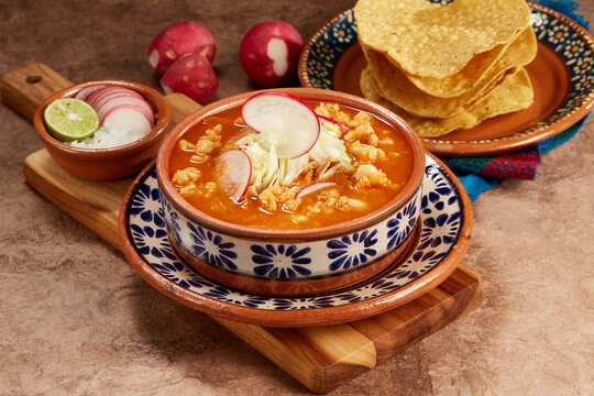 Pozole rojo mexicano comida tradicional