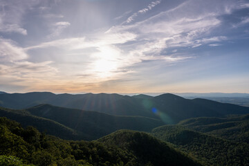 Obraz premium Shenandoah Mountains and Brightly Lit Sky