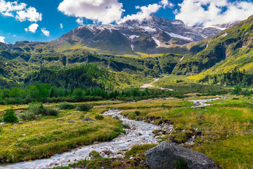 Fototapeta na wymiar landscape in the mountains, Austria, Rauris