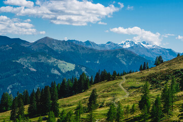 Fototapeta na wymiar landscape in the mountains, Austria
