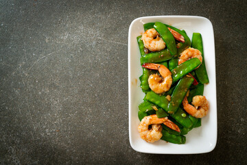 Stir-Fried Green Peas with Shrimp
