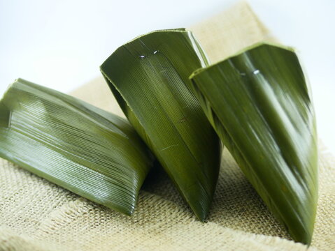 Iwel iwel is traditional food from east Java . Its made of glutinous rice, grated coconut and Brown sugar and wrapped in pandanus leaves. Iwel iwel have has a sweet and savory taste that combines