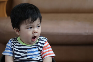 Fototapeta premium 笑顔の男の子の赤ちゃん