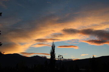 Naklejka premium September Sunrise Over The Peaks, Jasper National Park, Alberta