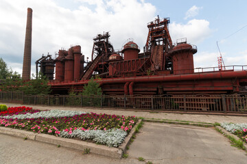 Fototapeta na wymiar old inoperative plant in Nizhny Tagil