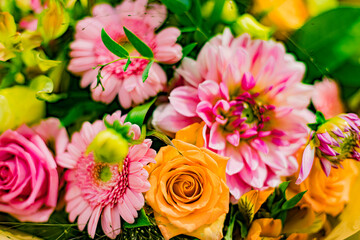 Obraz na płótnie Canvas Fresh cut flowers in a florists