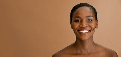 Beauty mature black woman smiling with copy space