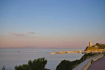 Naklejka premium sunset over the sea