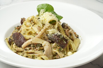 mushroom pasta