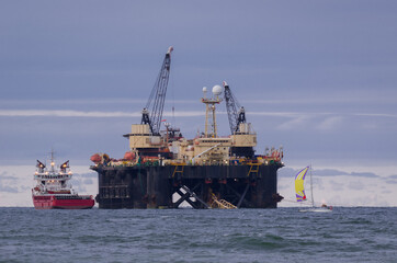 PIPE LAYER PLATFORM - Work at sea in the construction of a gas pipeline 