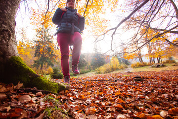 The woman tourist has a great time alone while traveling