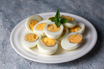 Boiled sliced egg, food photo