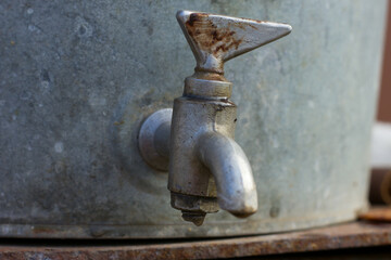 tap on the water tank