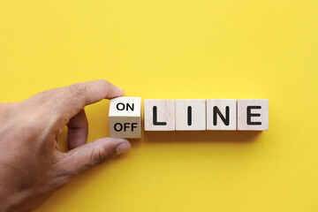 Choose between online and offline on everything on the wood block.