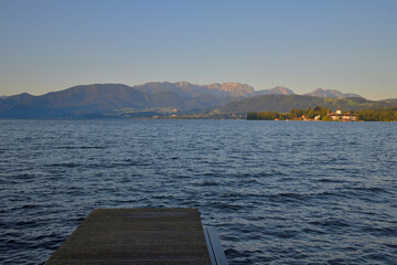 Obraz premium Sonnenaufgang am Traunsee 