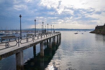 Obraz premium El paseo del embarcadero