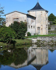 Fototapeta na wymiar Chateau de Girecourt-sur-Durbion