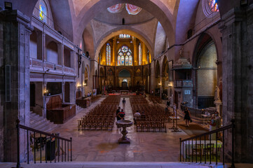 La cathédrale Saint Etienne de Cahors, Lot, Sud ouest, France - 456777532