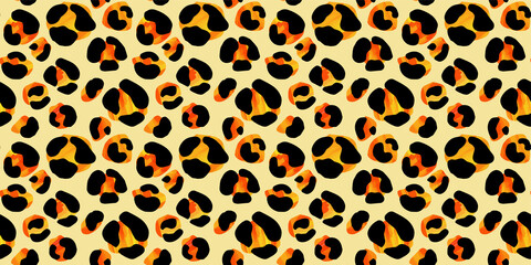 Seamless abstract wild exotic animal print.Leopard, zebra,gepard, tiger striped pattern. Hand drawn trendy repeating watercolor blotted background texture.
