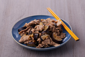 ナスと豚肉の味噌炒め