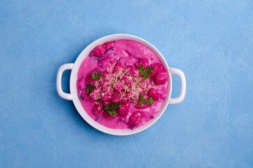 Gnocchi with cream beetroot sauce