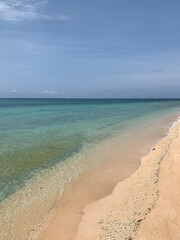 鳩間島 瑠璃の島 屋良浜 ビーチ 西表石垣国立公園 八重山諸島 沖縄県