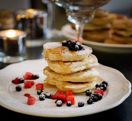 pancakes with berries