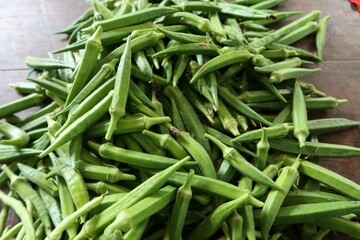 green beans in a basket