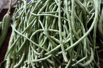 green beans in a bowl