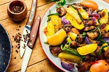 Fried meat with vegetables