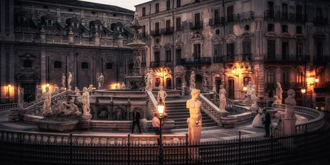 Foto op Plexiglas Piazza Pretoria, berühmter Platz mit historischem Brunnen in der Altstadt von Palermo, Sizilien © andiz275