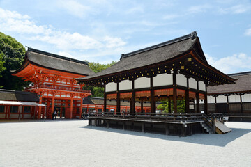 下鴨神社　舞殿と楼門　京都市左京区