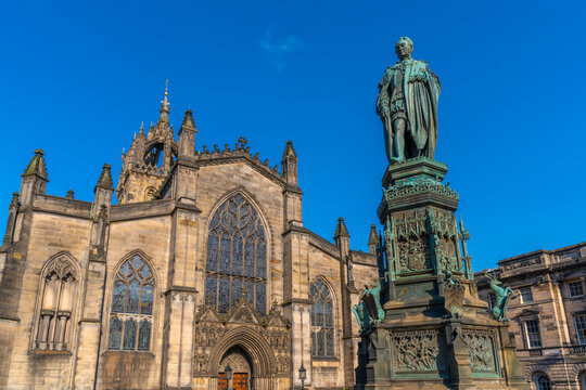 Statue of Walter Francis Montagu Douglas Scott, Golden Mile, Lothian