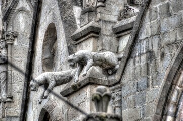 gargoyle
gárgolas