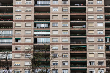 Fototapeta na wymiar facade of a residential building in the city of bilbao in the basque country, in the north of spain