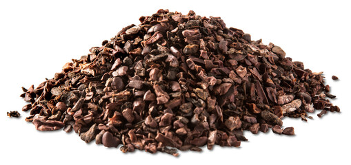 Nibs empilhados no fundo branco para recorte.