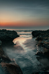 Obraz premium Sunrise view of the beach.