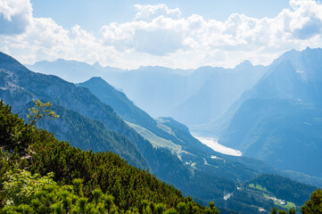Obraz premium Blick über Berchtesgadener Alpen und Königssee