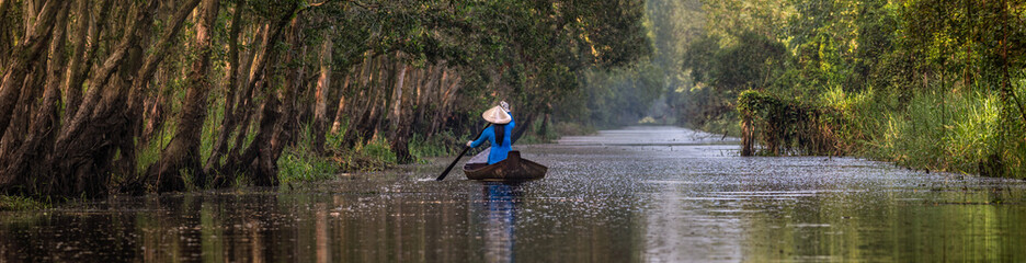 Fototapeta premium Lone paddler