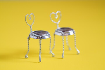 シャンパンの栓の椅子