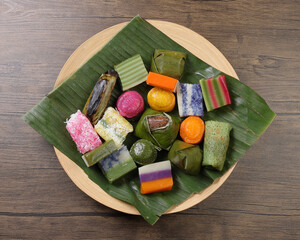 Varity Malaysian south east Asian nyonya kuih sweet desert sago tilam pulut terkan inti koci...