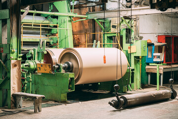 Paper Cutting Machine At Paper Mill - obrazy, fototapety, plakaty