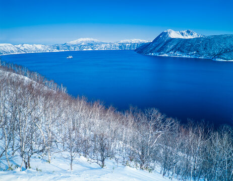 摩周湖」の写真素材 | 2,413件の無料イラスト画像 | Adobe Stock