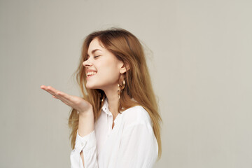 cheerful pretty woman hairstyle decoration posing studio