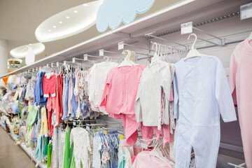 Showcases and shelves     in   clothing store for children