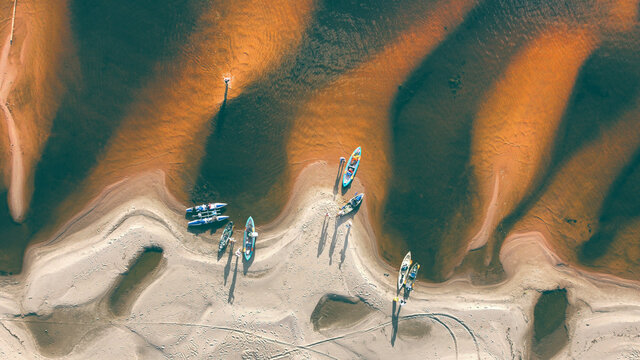 Kayak rafting on the Pinega River
